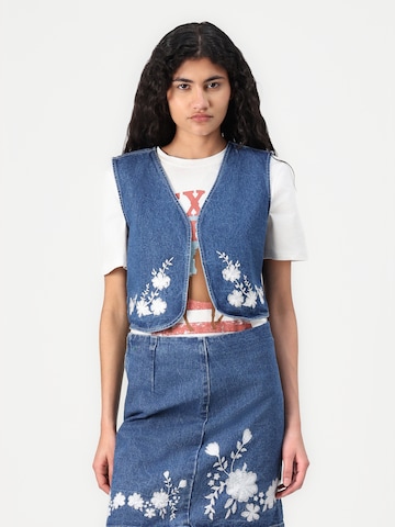 VILA Brezrokavnik 'VIWOODY' | modra barva: sprednja stran