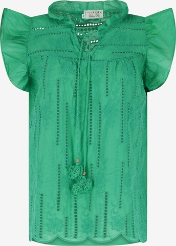 LolaLiza Blouse in Green: front