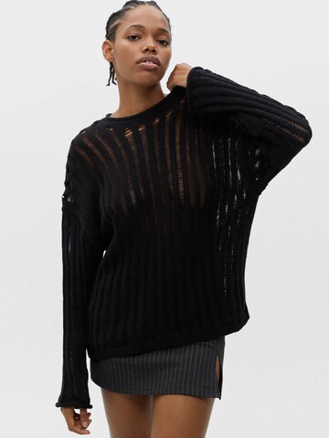 Pull&Bear Sweter w kolorze czarny: przód