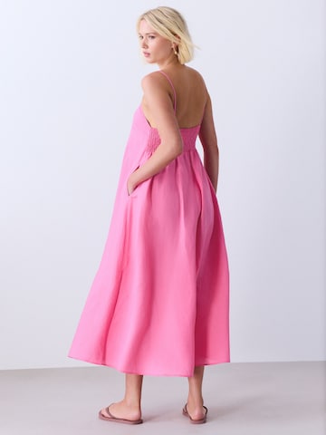 Next Jurk in Roze