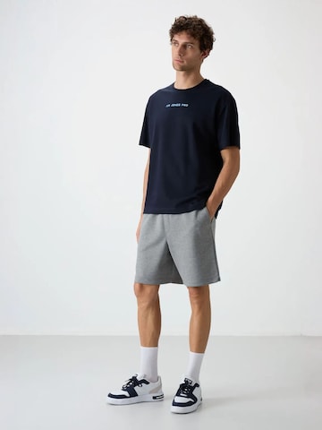 Tommy Life Regular Shorts in Grau