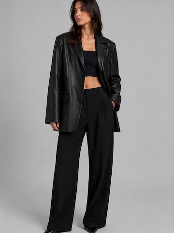 CYCAS D'OR Блейзър 'HYPE OVERSIZED LEATHER BLAZER' в черно: отпред