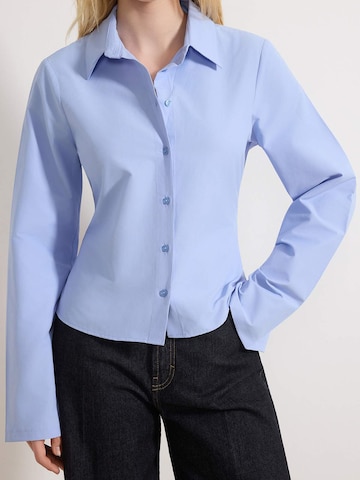Trendyol - Blusa en azul