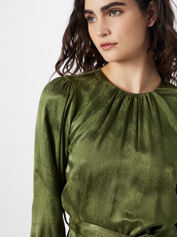 Rochie de la River Island pe verde