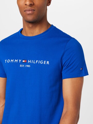 Coupe regular T-Shirt TOMMY HILFIGER en bleu