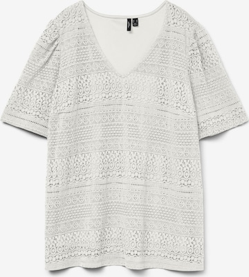 Chemisier 'VMHoney' Vero Moda Curve en blanc : devant