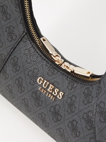 GUESS Schultertasche 'Calista' in Grau