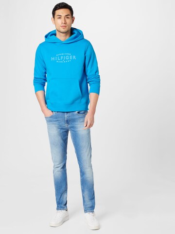 TOMMY HILFIGER Sweatshirt in Blau