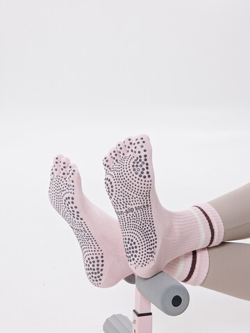 Millo Athletic Socks 'Freedome Yoga' in Pink