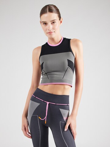 Haut de sport Hummel en gris : devant