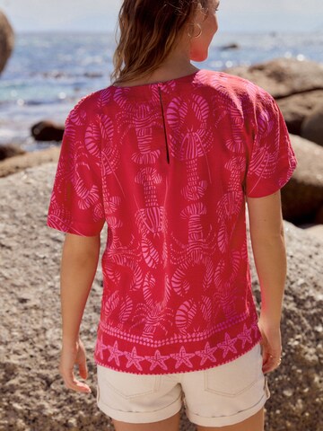 Next Shirt in Red