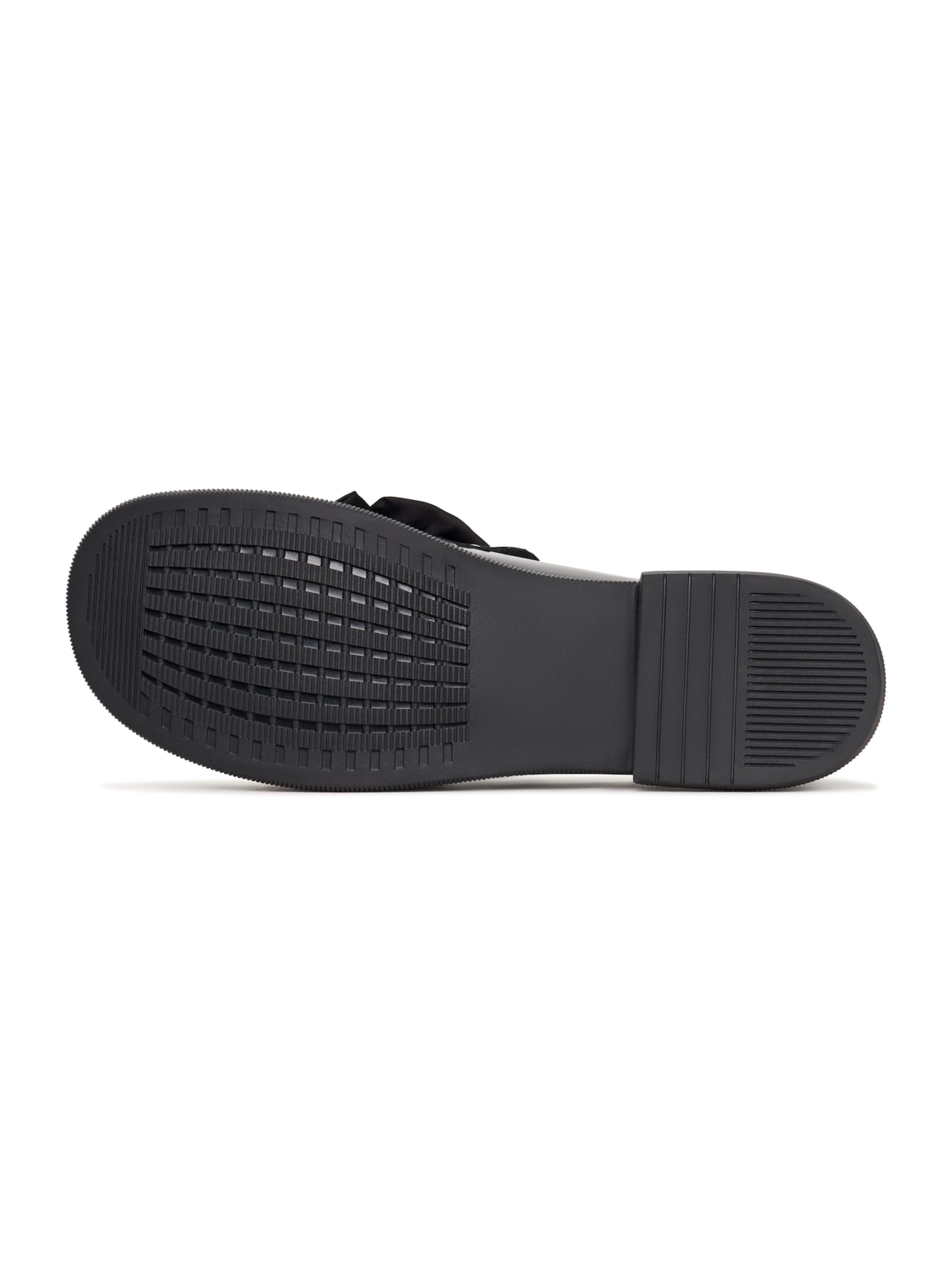 CESARE GASPARI Slip-ons in Black