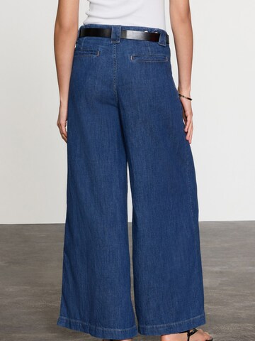 Next Wide Leg Jeans in Blau