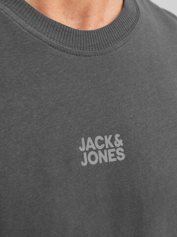 JACK & JONES Bluser & t-shirts 'JWHCLASSIC' i grå