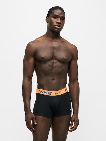 NIKE Underwear Boxeralsók - fekete: elől