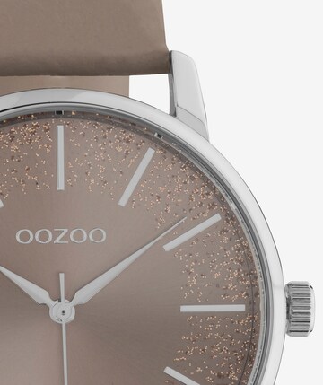 OOZOO Analog Watch in Brown