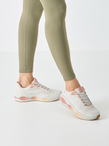 Baskets basses Tamaris en blanc
