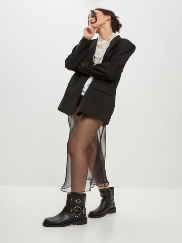 CESARE GASPARI Booties in Black