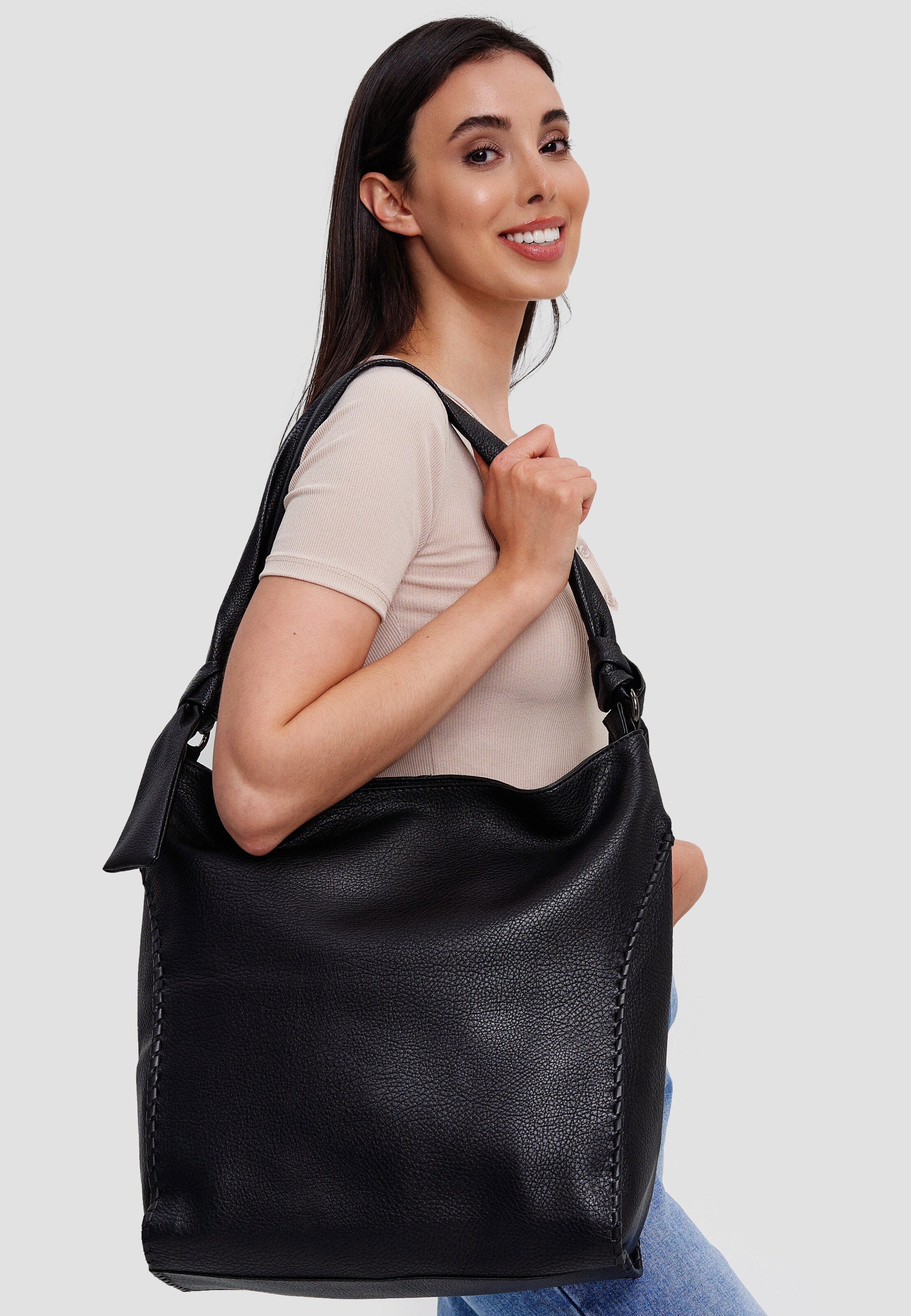 Frauen Taschen & Rucksäcke HARPA Schultertasche in Schwarz - PO58272 Frauen Taschen & Rucksäcke HARPA Schultertasche in Schwarz - PO58272