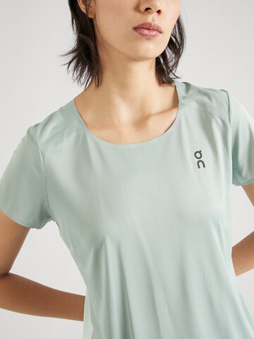On Performance shirt in Green