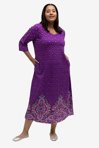 Robe Ulla Popken en violet : devant