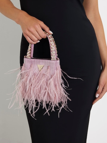 GUESS Clutch 'Misea mit Federn' in Pink