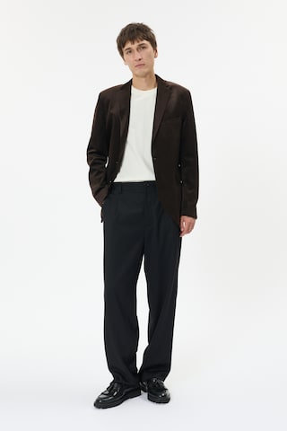 Matinique Regular fit Colbert 'MAgeorge' in Bruin