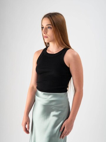 MND Top in Black