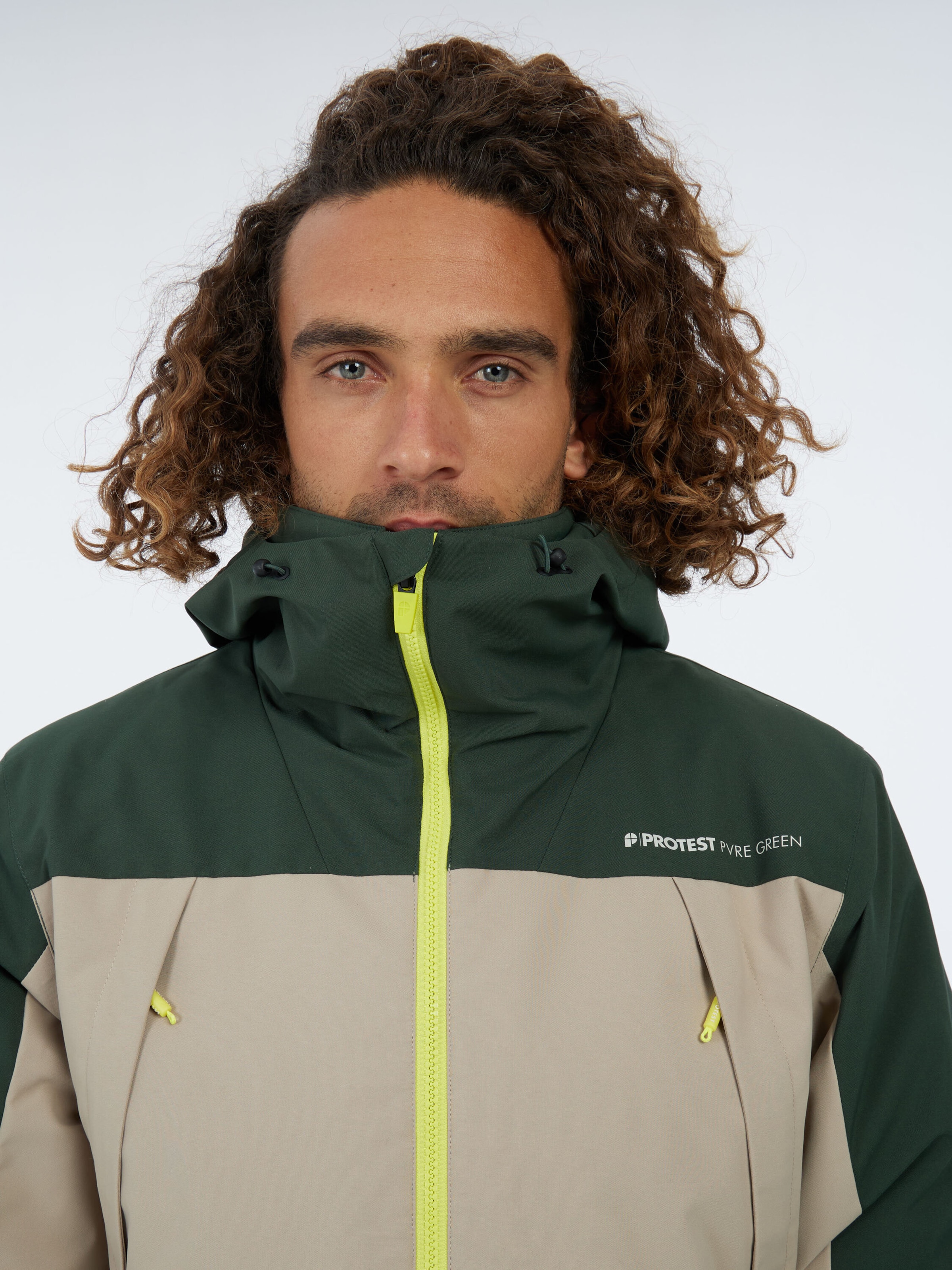 PROTEST Sportjacke 'PRTDunton'‌‌‌‌‌‌‌‌‌‌ in Grün