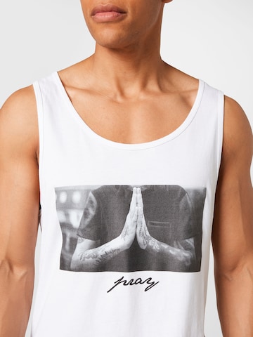 T-Shirt 'Pray' Mister Tee en blanc