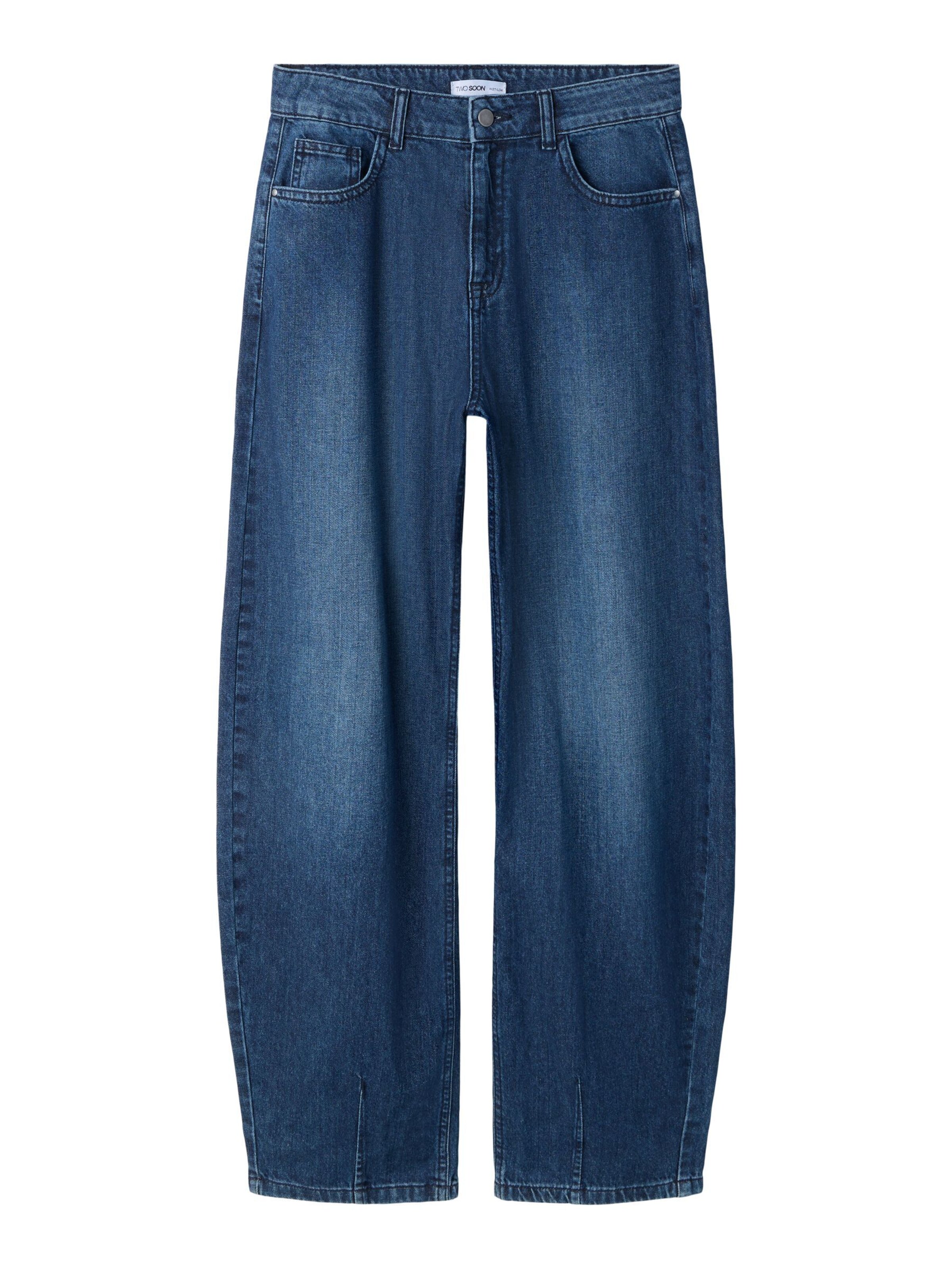 TWO SOON Jeans in Blue: front