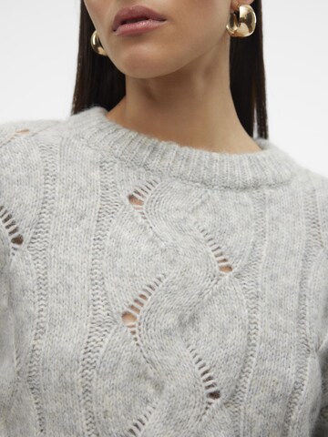 VERO MODA Pullover 'LINA ' i grå