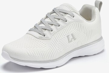 LASCANA Sneakers in White: front