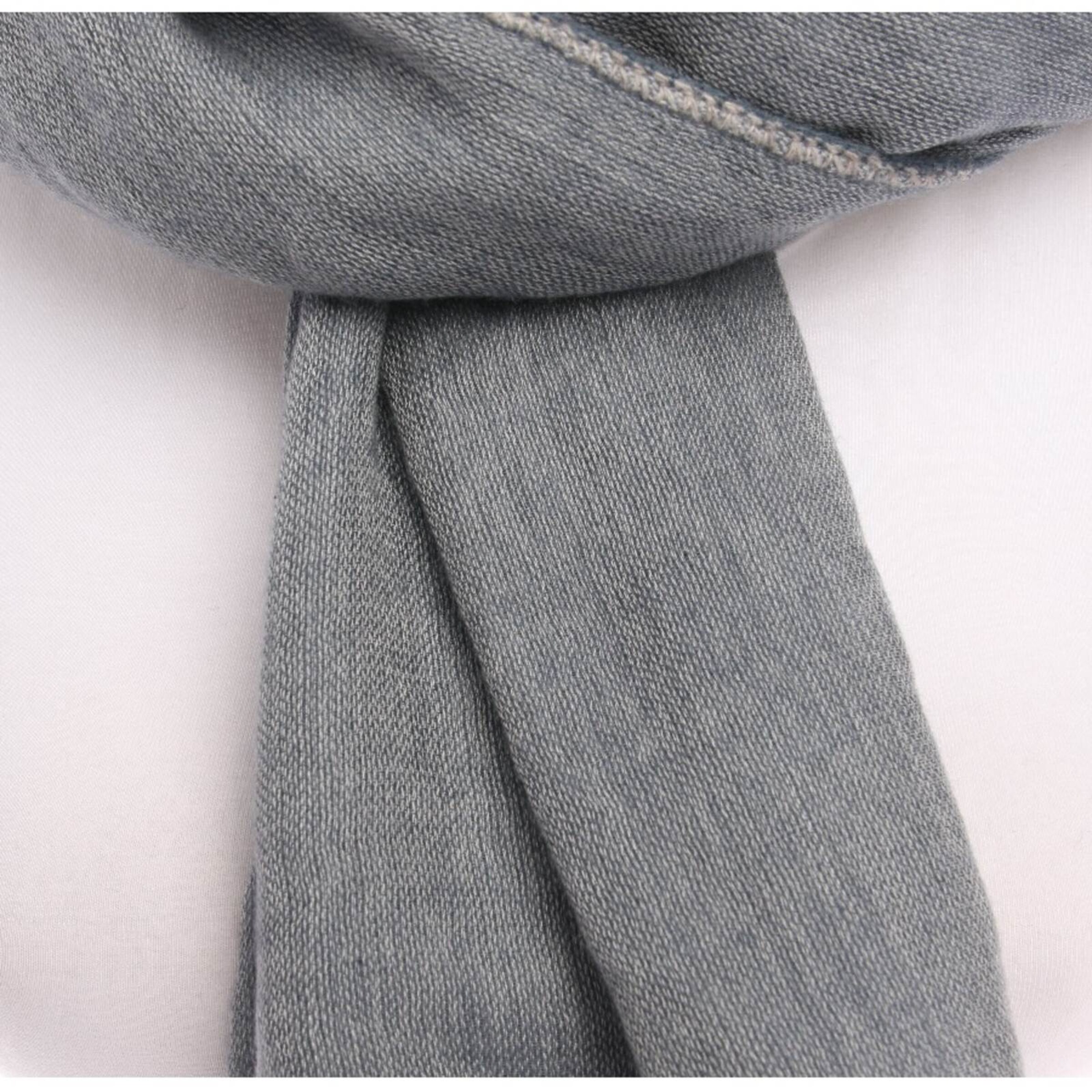 Friendly Hunting Schal One Size in Grau