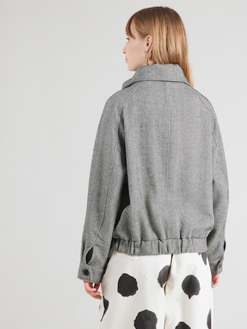 Veste mi-saison 'AWCALLIOPE' Aware en noir
