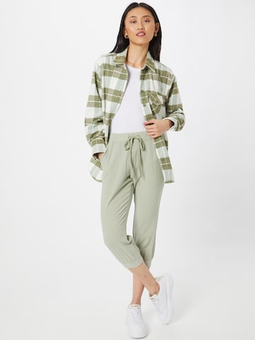 Kaffe Tapered Pants 'Naya' in Green