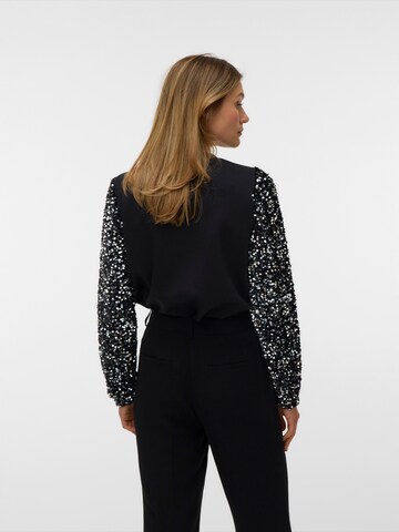 Felpa 'VMBELLA' di VERO MODA in nero