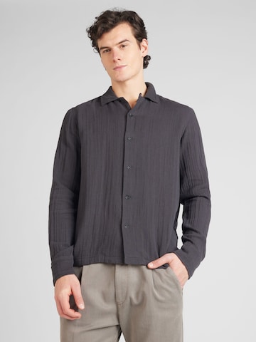 rag & bone - Ajuste regular Camisa en gris: frente