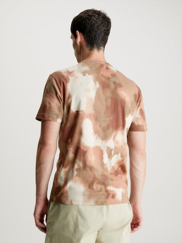 T-Shirt Calvin Klein en marron