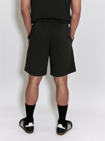 FCBM Regular Trousers 'Lukas' in Black