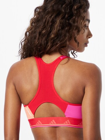 Bustier Soutien-gorge de sport 'Powerreact Medium-Support Techfit' ADIDAS PERFORMANCE en rouge