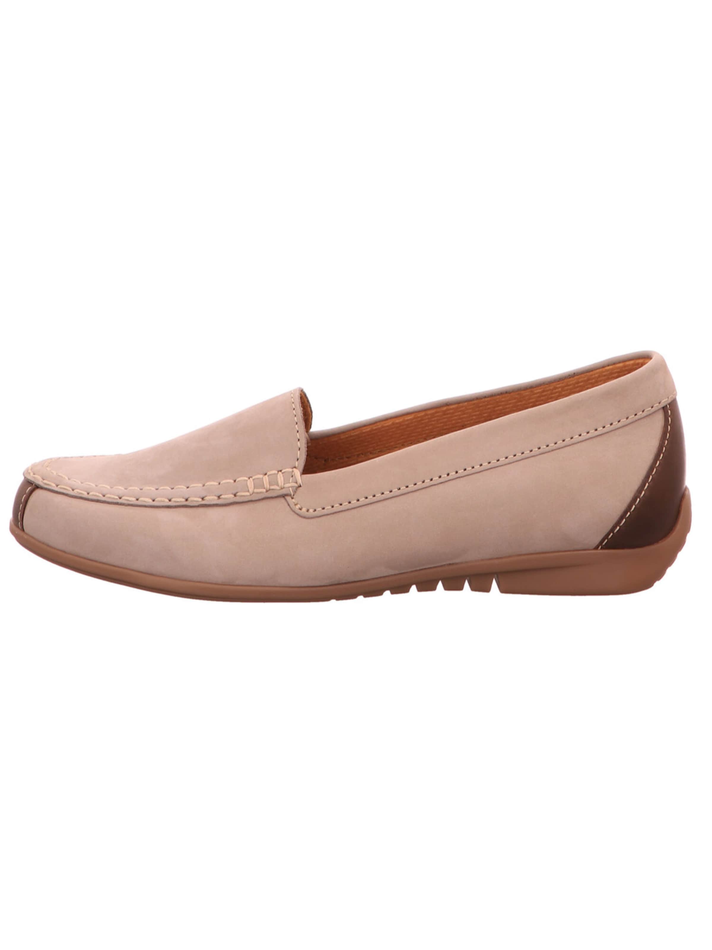 GABOR Classic Flats in Beige