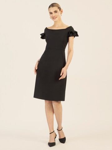 APART Kleid in Schwarz