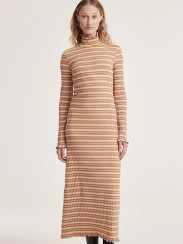 Odd Molly Kjole 'Kelly' i brun: forside