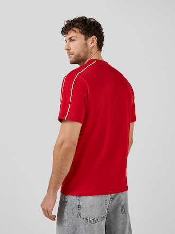 FC BAYERN MÜNCHEN Shirt in Red