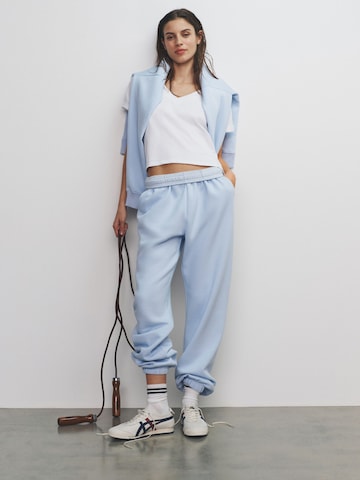The Set Tapered Hose in Blau