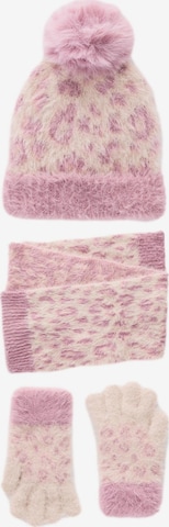 Set de la Next pe roz: față