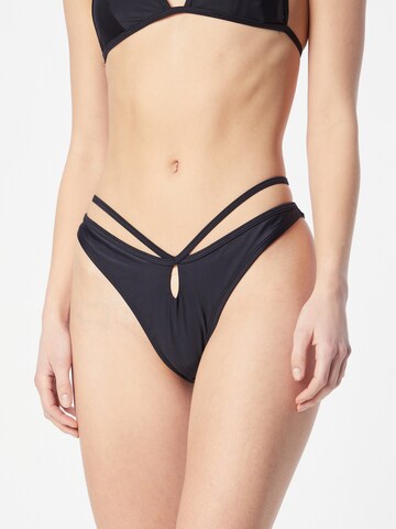 Hunkemöller Bikinihousut 'Samoa' värissä musta: etupuoli