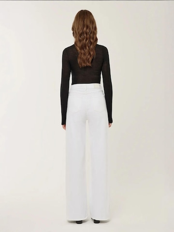 Hiccup - Perna larga Calças de ganga em branco