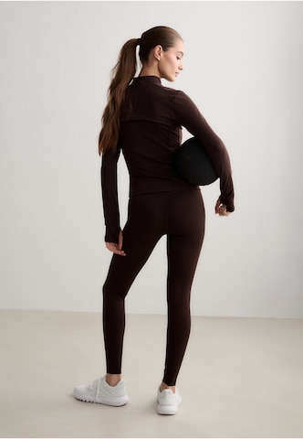 Skinny Pantalon de sport 'Sense' Aim'n en marron